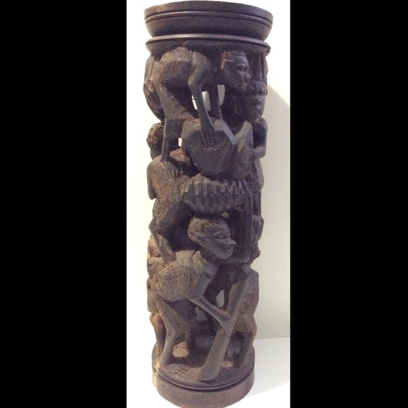 Unique handcrafted African Blackwood carving - Picture 4 of 16